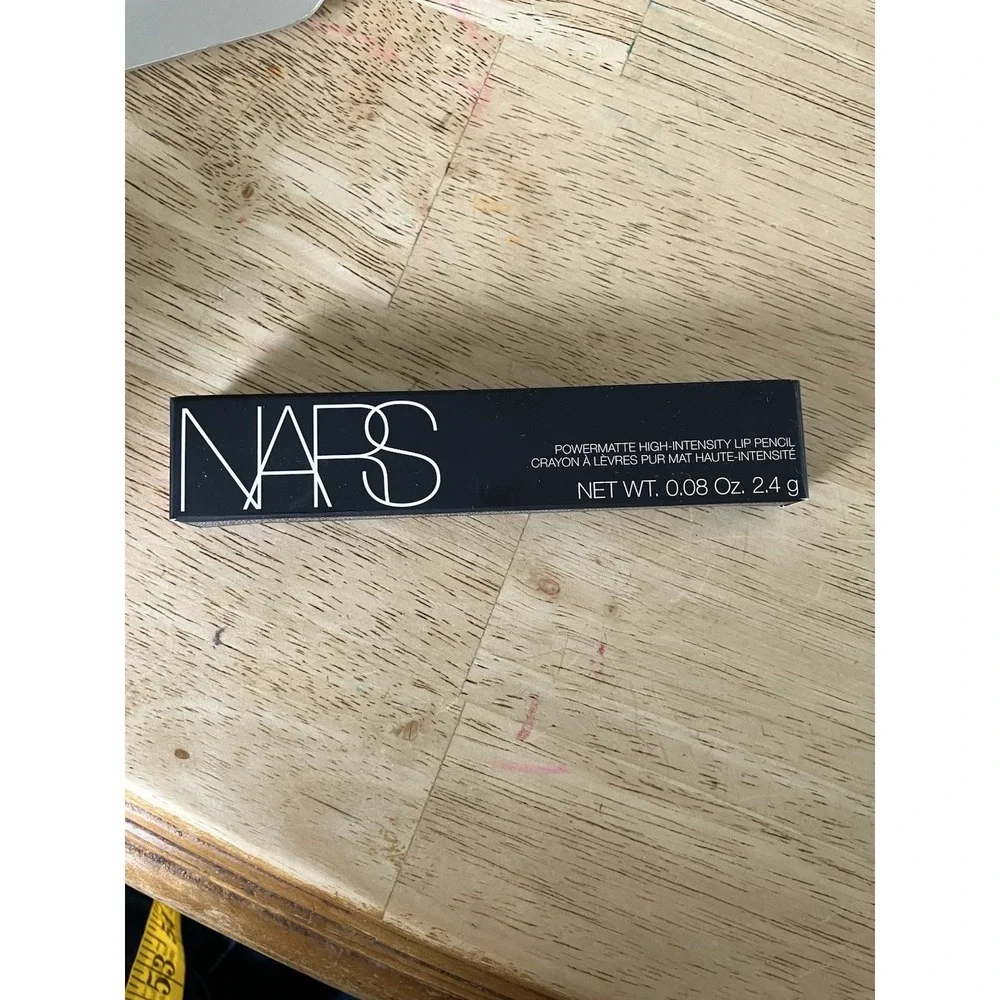 NARS oz endless powermatte
